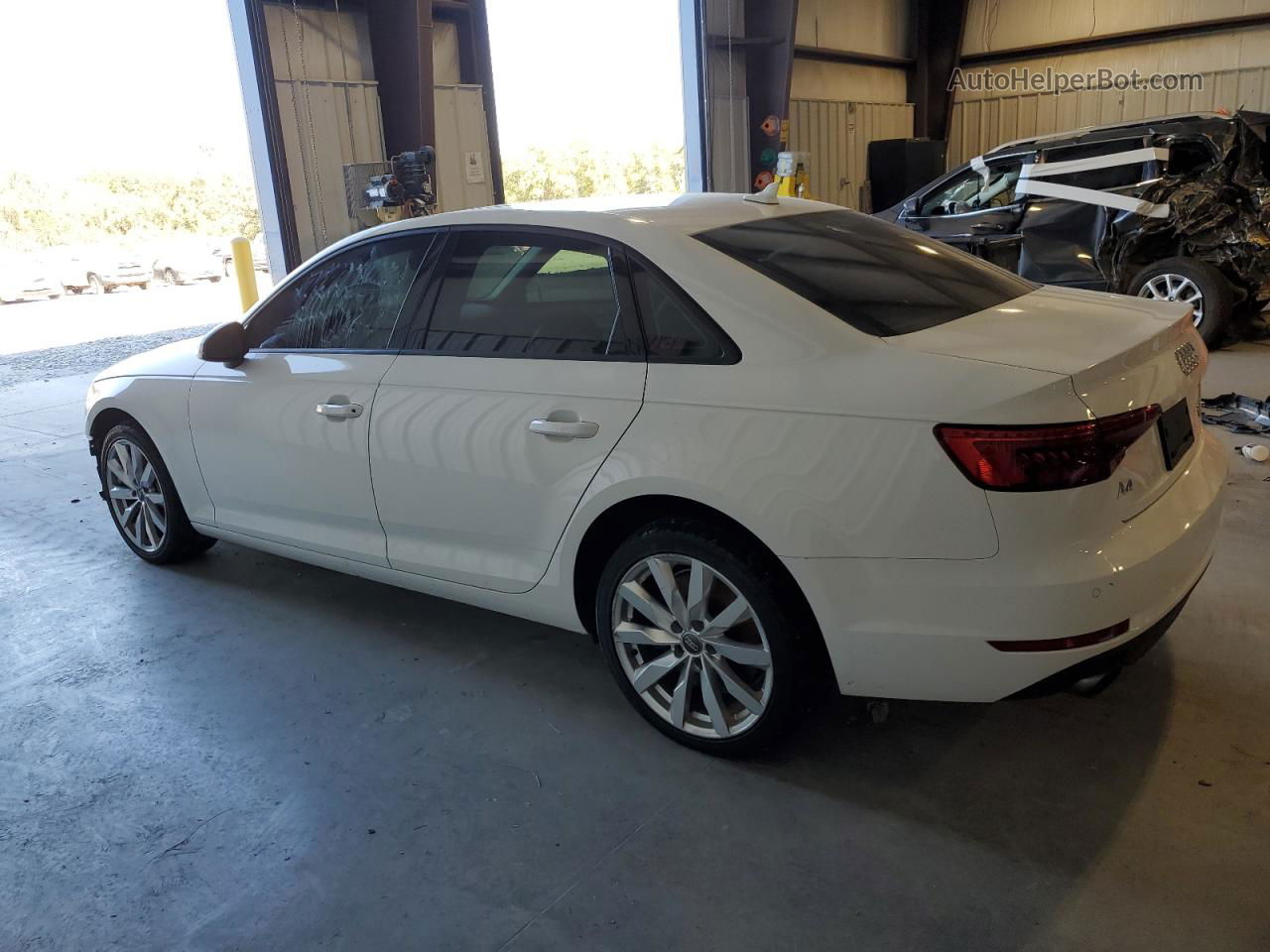 2017 Audi A4 Premium White vin: WAUANAF46HN006192