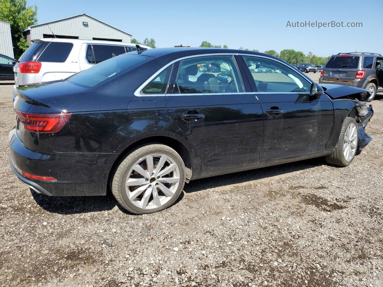 2019 Audi A4 Komfort Black vin: WAUANAF47KN019752