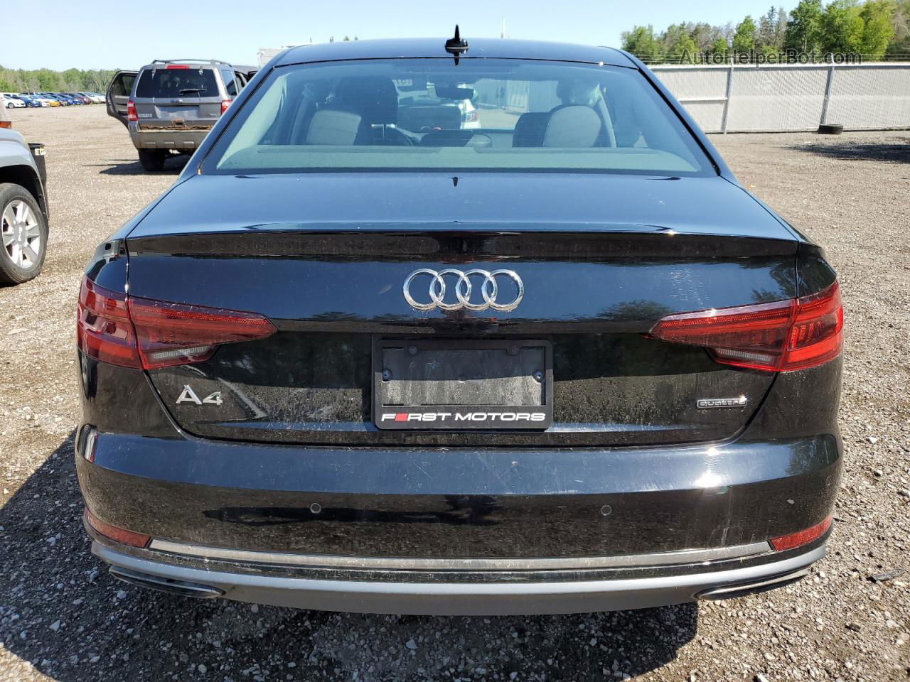 2019 Audi A4 Komfort Black vin: WAUANAF47KN019752