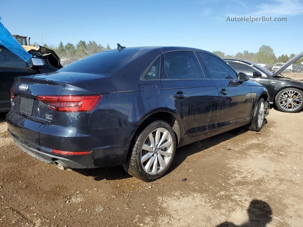 2017 Audi A4 Premium Черный vin: WAUANAF49HN006672