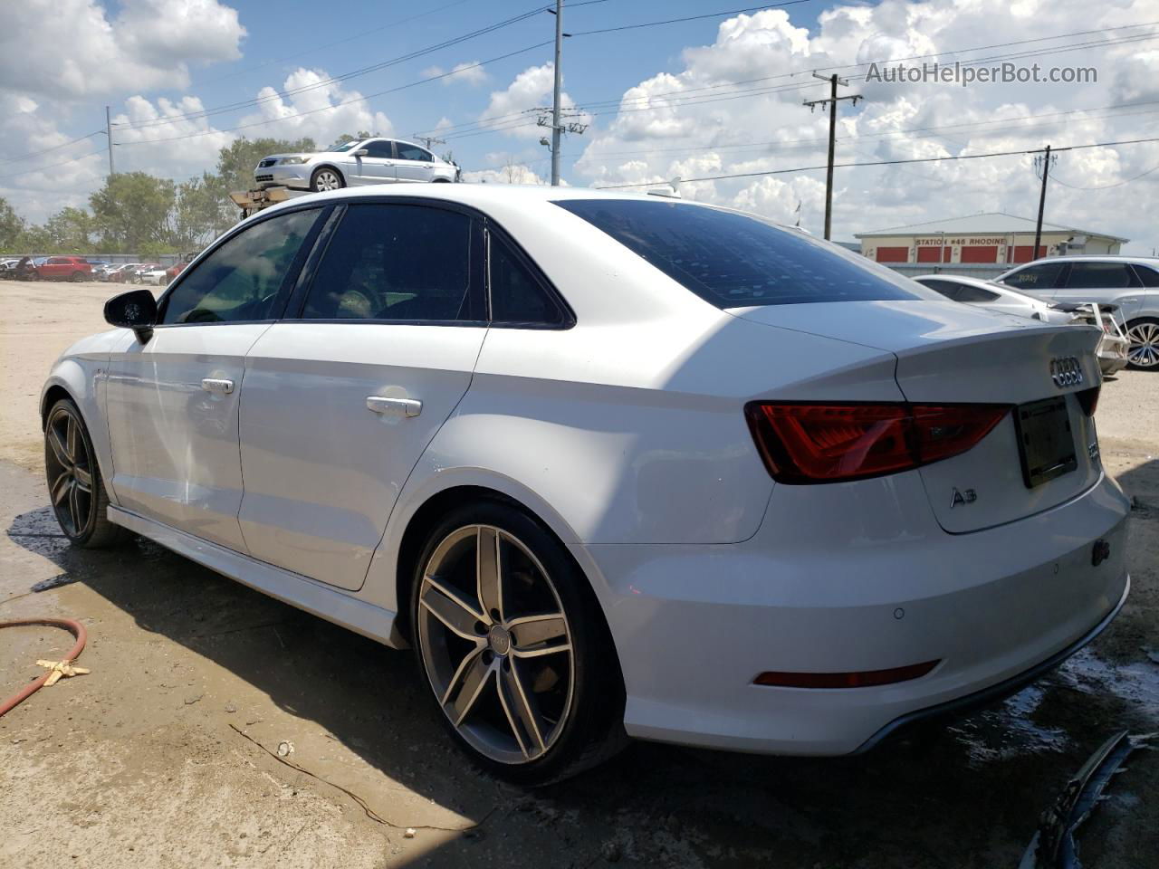 2016 Audi A3 Premium White vin: WAUB8GFF1G1102009