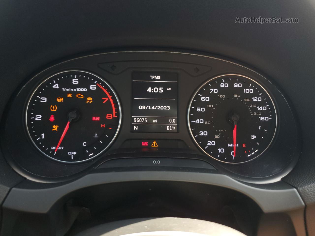 2016 Audi A3 Premium Белый vin: WAUB8GFF3G1054254