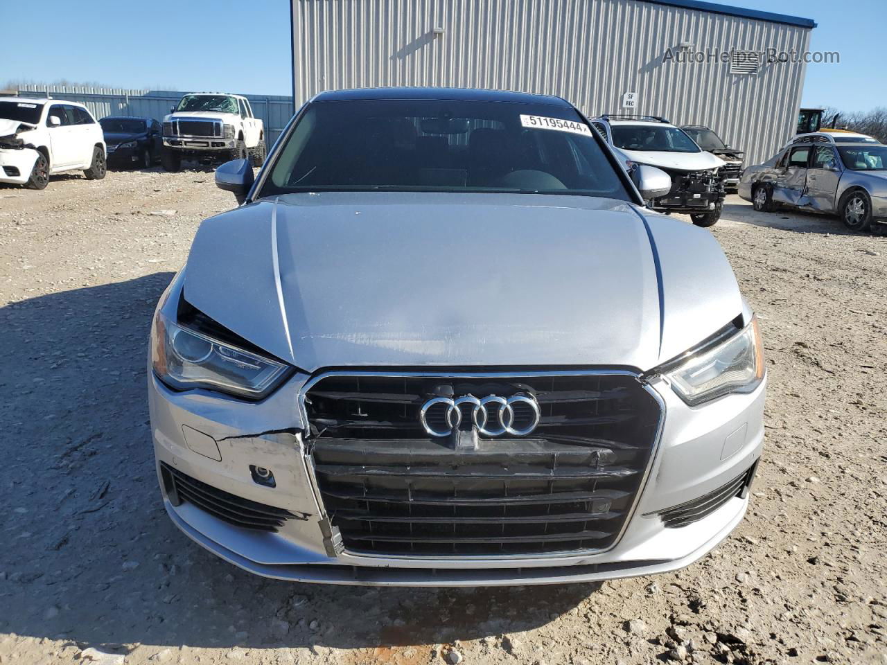 2016 Audi A3 Premium Серебряный vin: WAUB8GFF6G1069332