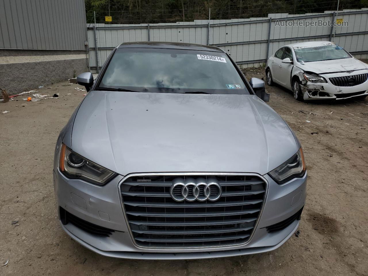 2016 Audi A3 Premium Серебряный vin: WAUB8GFF9G1068420