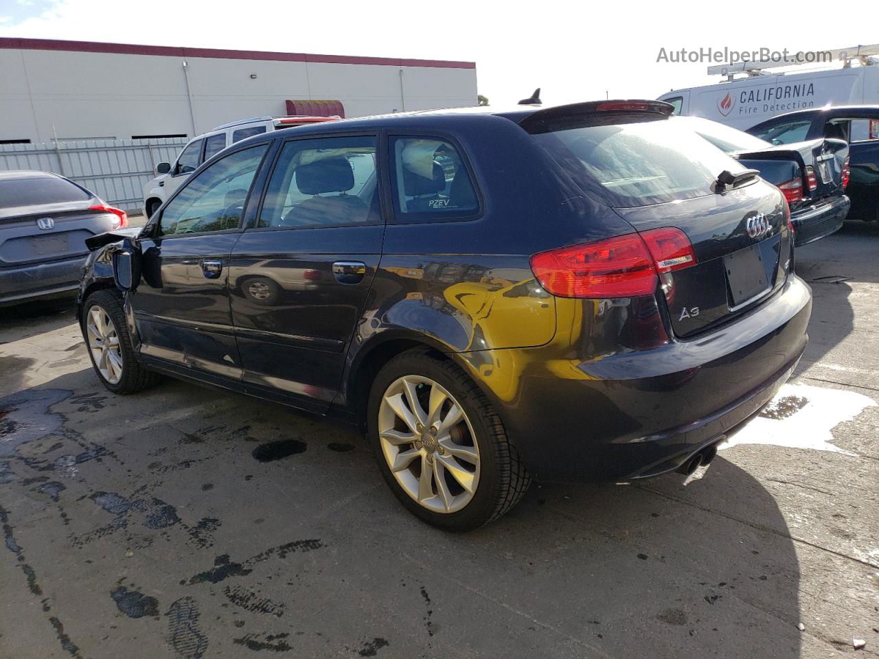 2012 Audi A3 Premium Gray vin: WAUBEAFM9CA107585