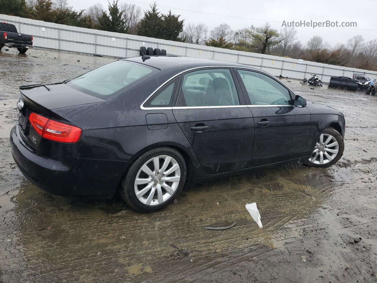 2013 Audi A4 Premium Черный vin: WAUBFAFL0DN006126