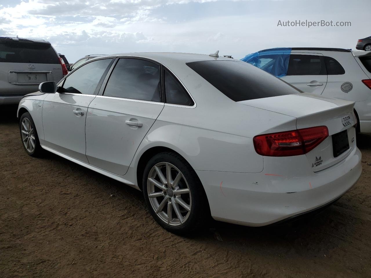 2016 Audi A4 Premium S-line Белый vin: WAUBFAFL3GN008750