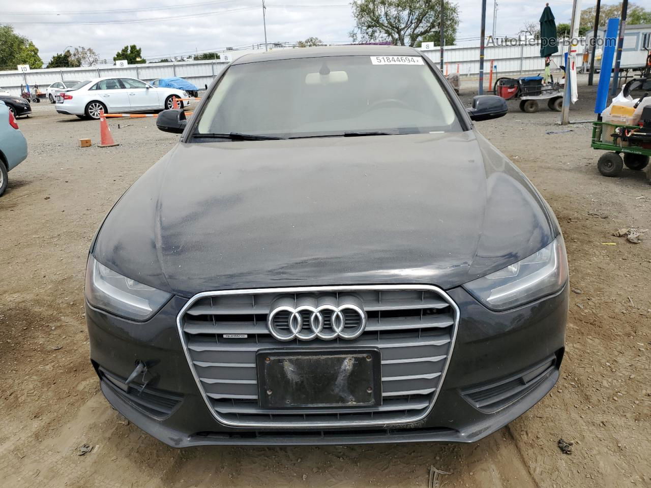 2013 Audi A4 Premium Черный vin: WAUBFAFL5DN032253