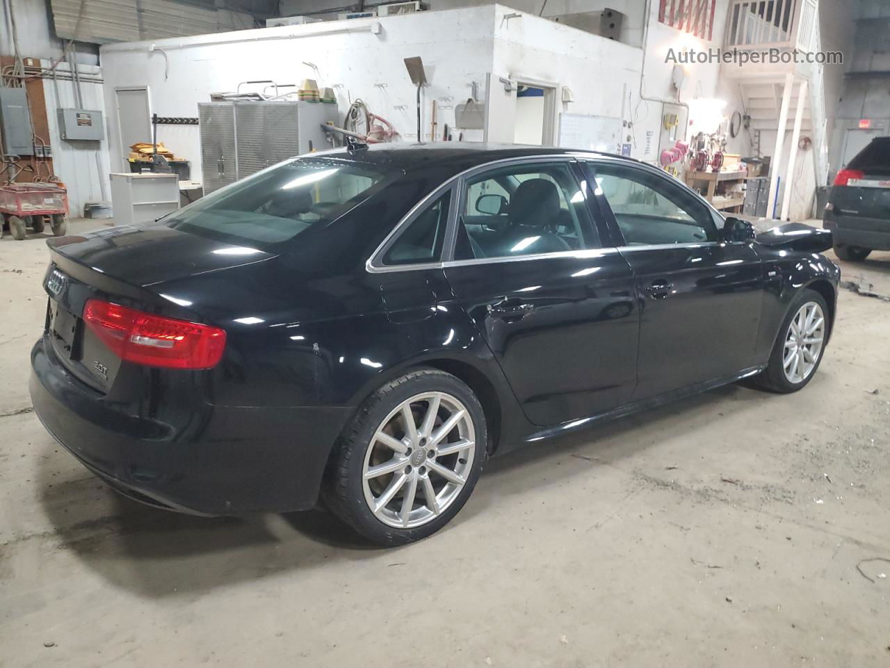 2016 Audi A4 Premium S-line Черный vin: WAUBFAFL8GN007691