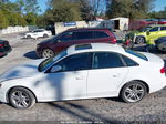 2016 Audi A4 2.0t Premium White vin: WAUBFAFL8GN014821