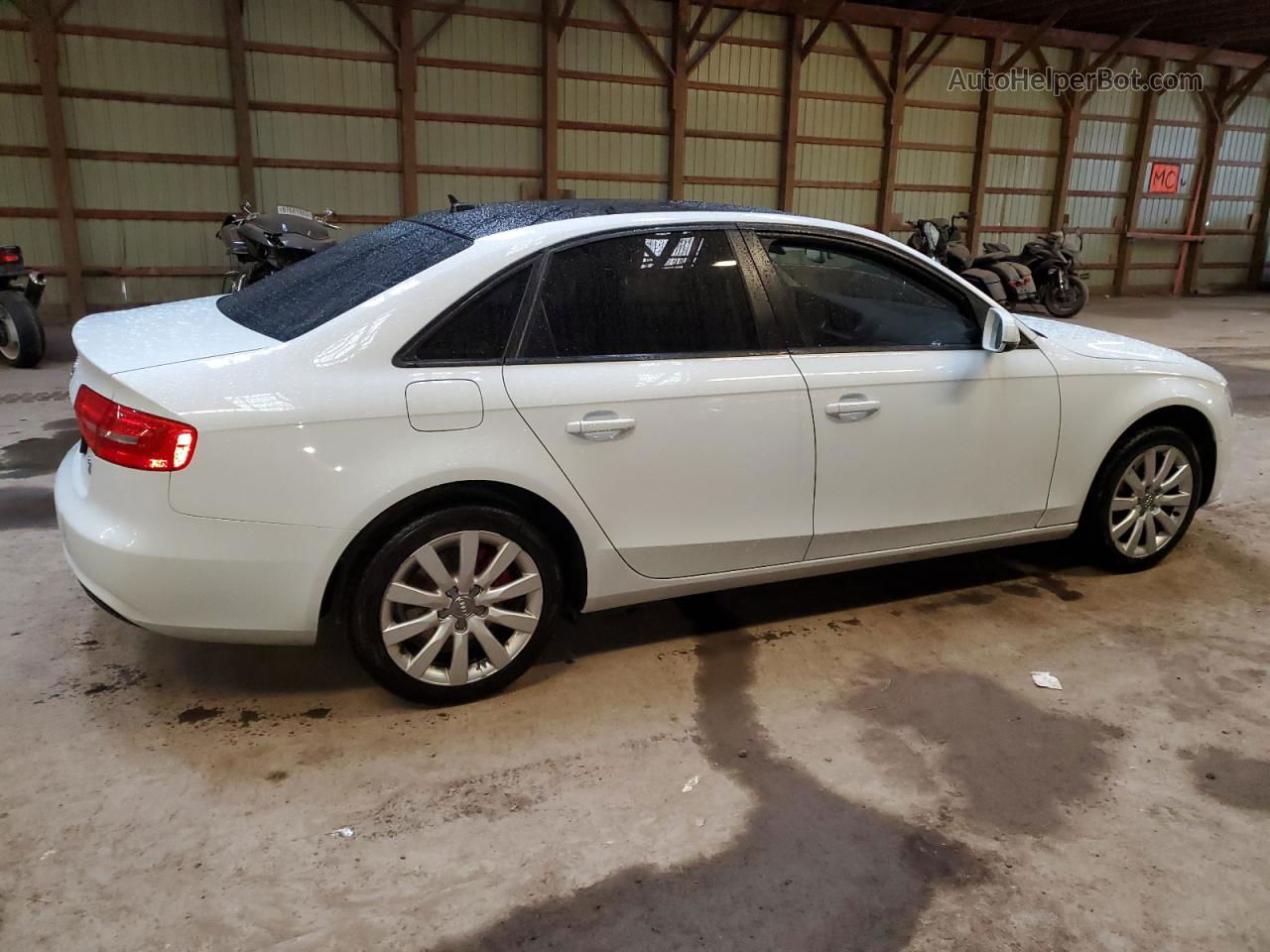 2013 Audi A4 Premium White vin: WAUBFCFL4DN026309