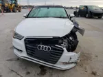 2015 Audi A3 Premium Белый vin: WAUBFGFF1F1136889