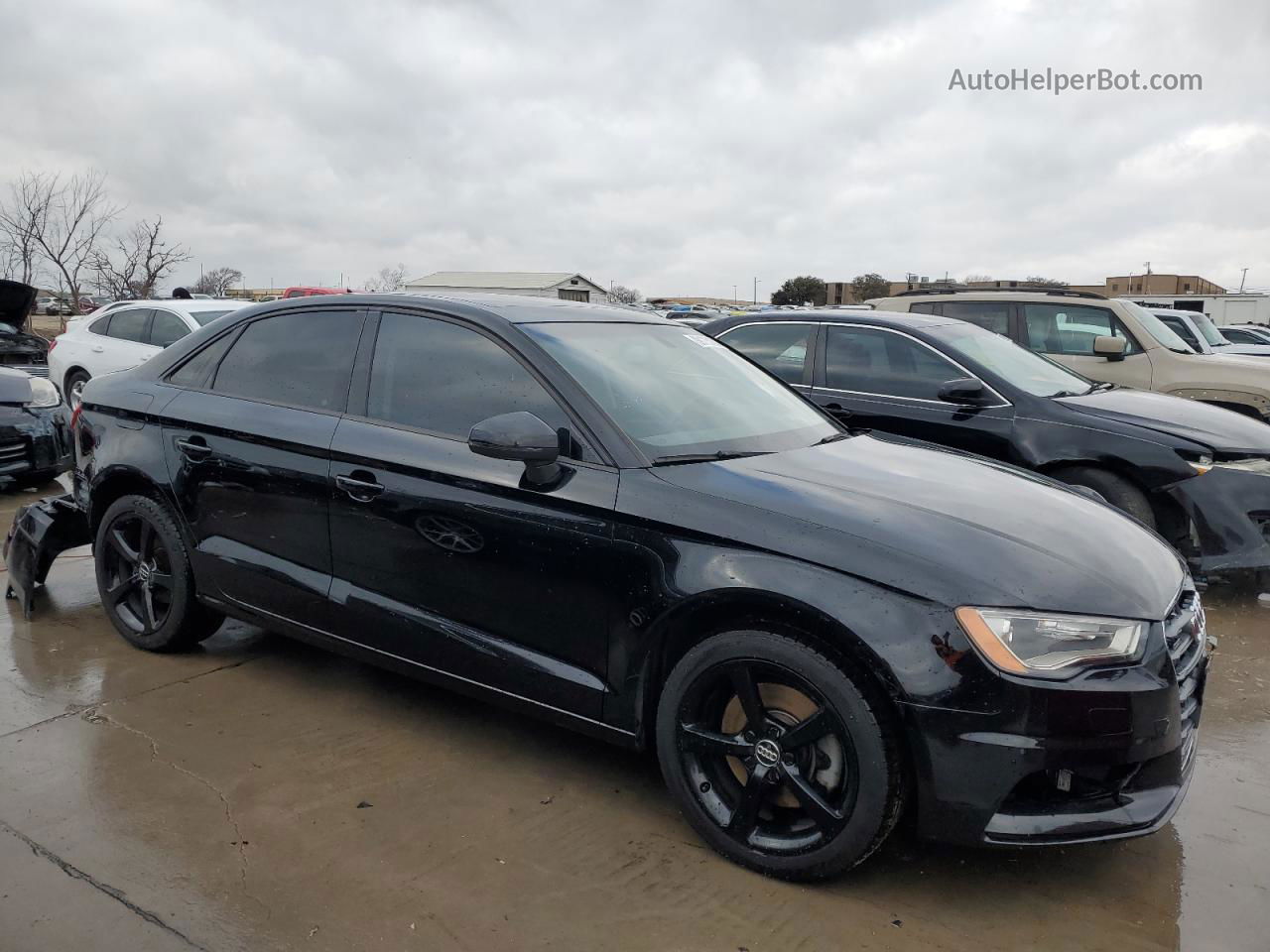 2015 Audi A3 Premium Черный vin: WAUBFGFF2F1064116