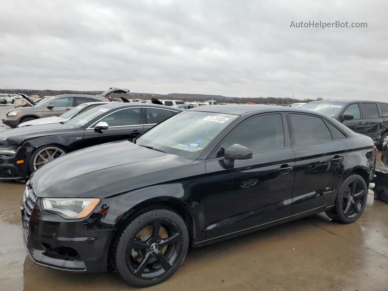 2015 Audi A3 Premium Черный vin: WAUBFGFF2F1064116