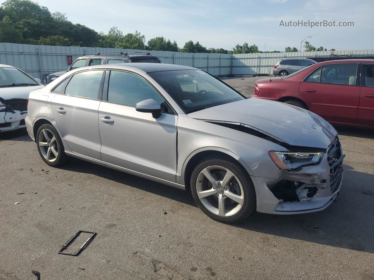 2015 Audi A3 Premium Серый vin: WAUBFGFF2F1094037