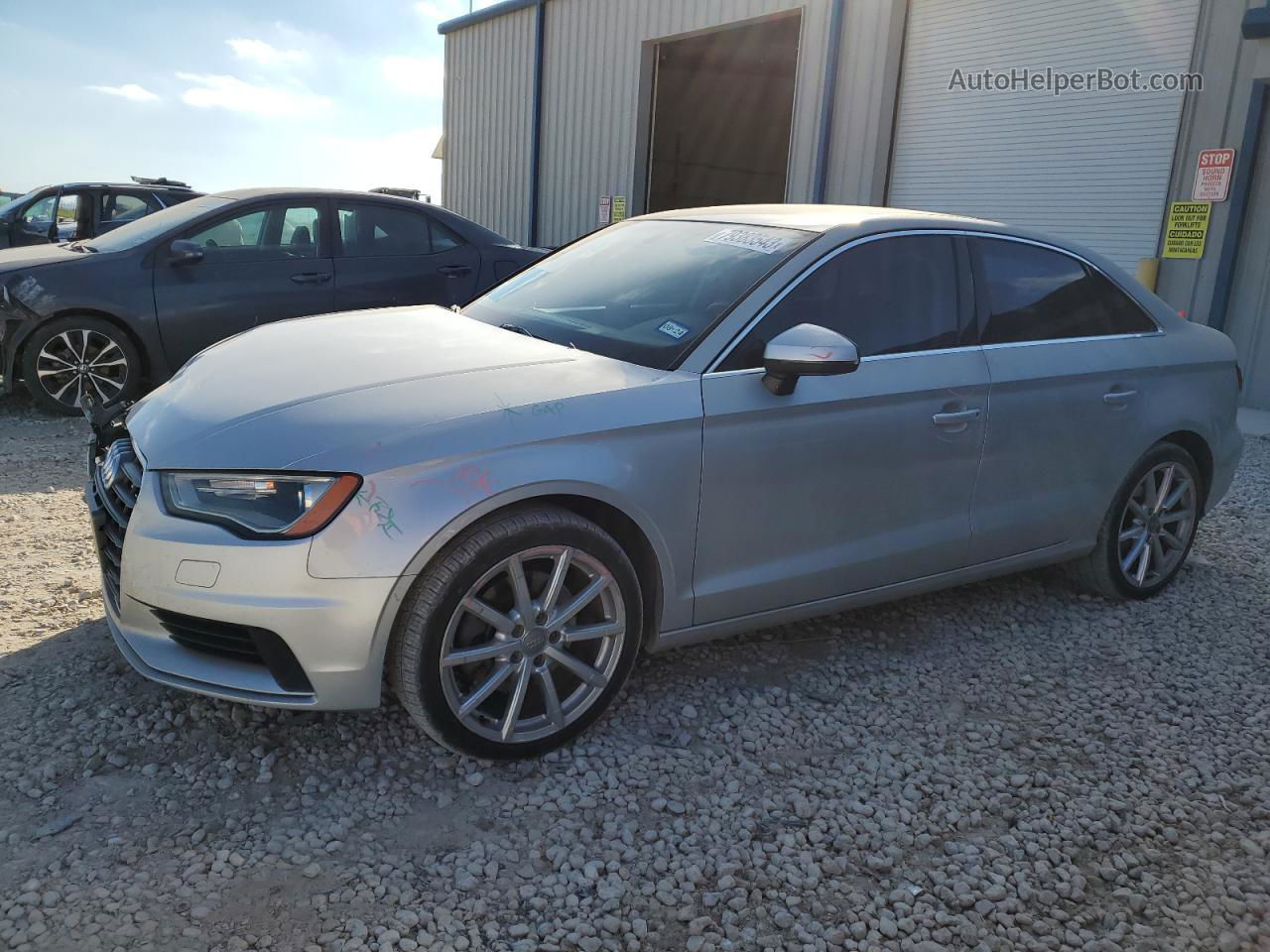 2015 Audi A3 Premium Серебряный vin: WAUBFGFF3F1003745