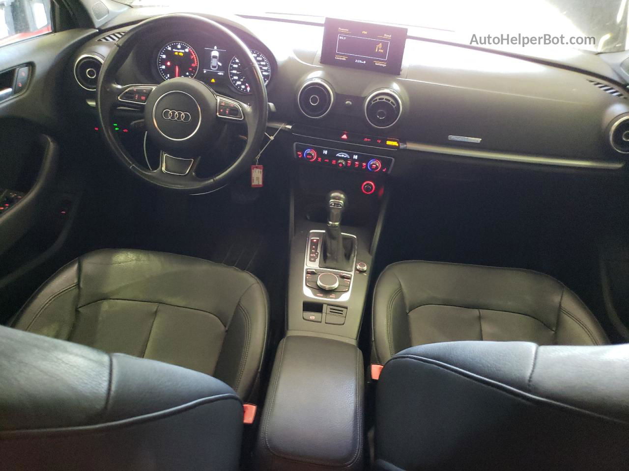 2015 Audi A3 Premium Черный vin: WAUBFGFF3F1069602