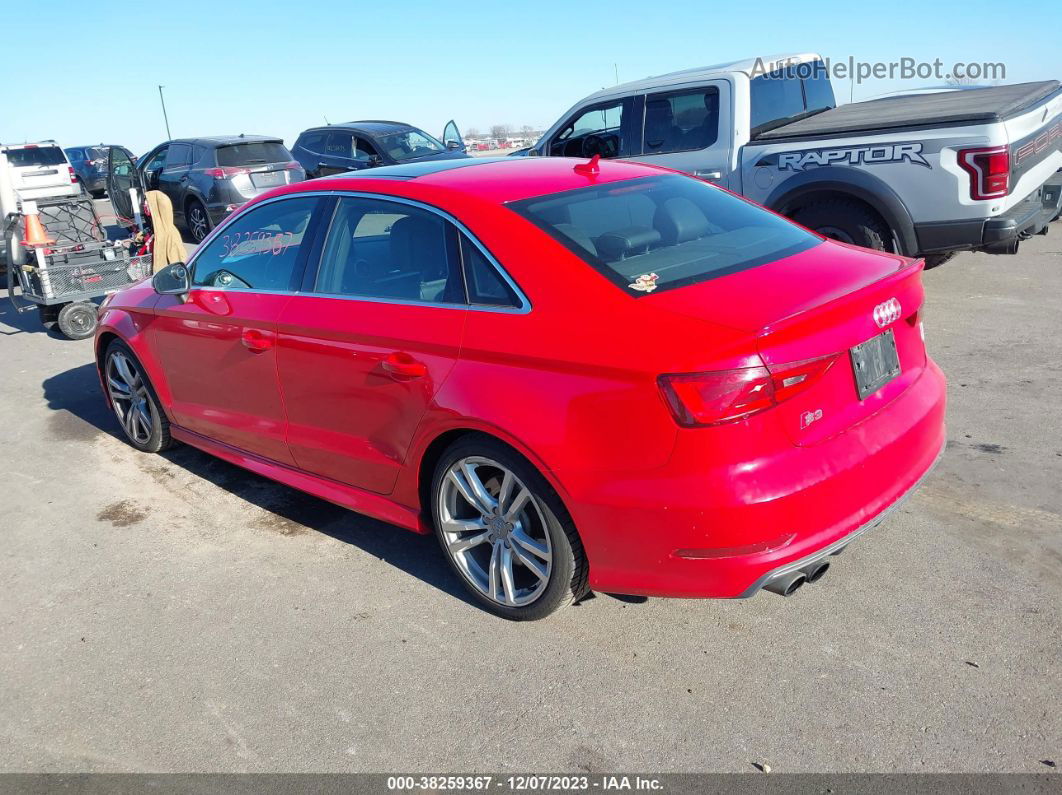 2015 Audi S3 2.0t Premium Plus Красный vin: WAUBFGFF4F1124767