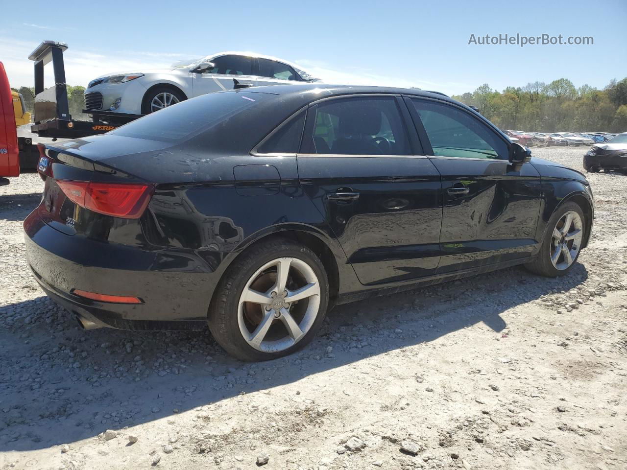 2015 Audi A3 Premium Черный vin: WAUBFGFF5F1093920