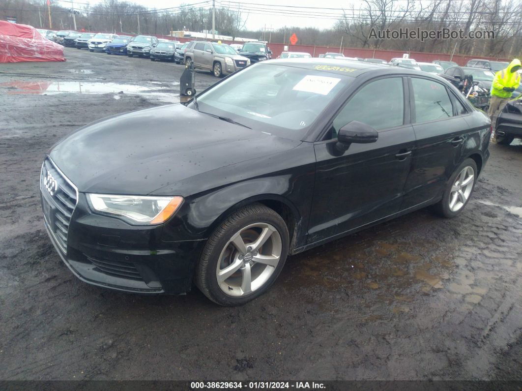 2015 Audi A3 2.0t Premium Черный vin: WAUBFGFF5F1116211