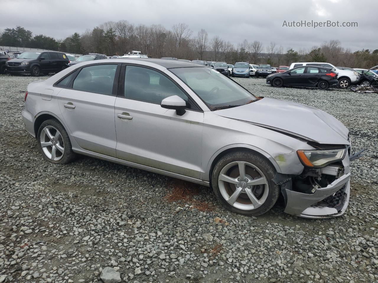 2015 Audi A3 Premium Серебряный vin: WAUBFGFFXF1054367