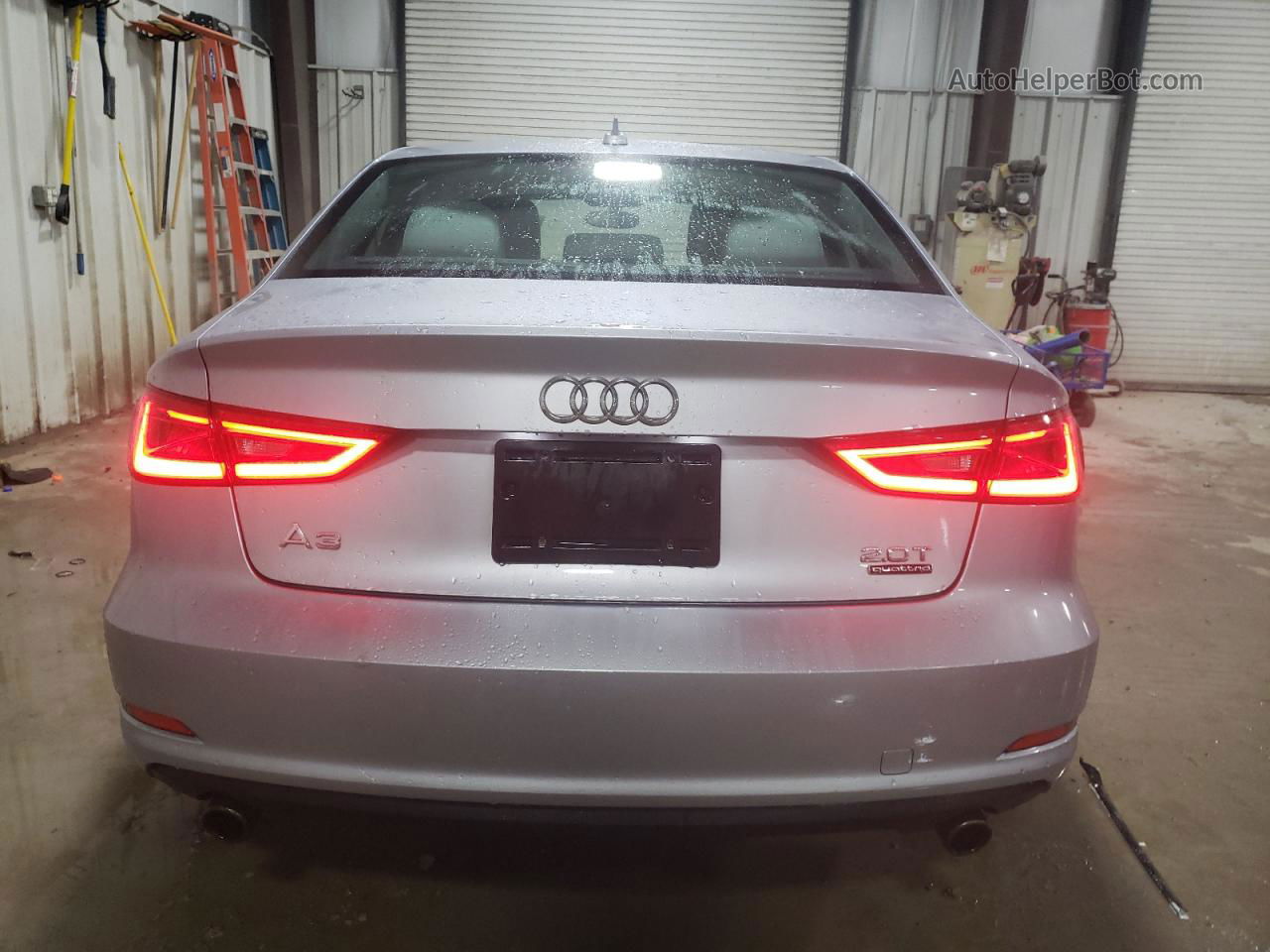 2015 Audi A3 Premium Silver vin: WAUBFGFFXF1109755