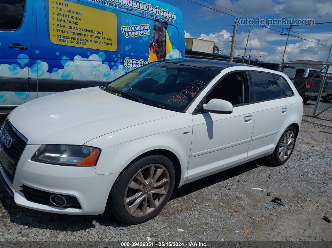 2012 Audi A3 2.0 Tdi Premium Белый vin: WAUBJAFM5CA119969