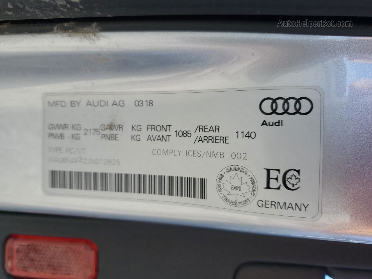 2018 Audi A4 Progressiv Silver vin: WAUBNAF42JN012825