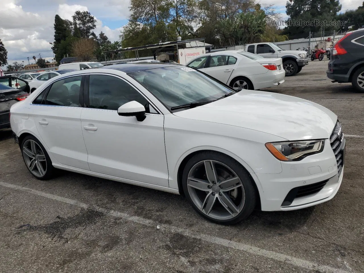 2016 Audi A3 Premium Plus White vin: WAUC7GFF1G1018571