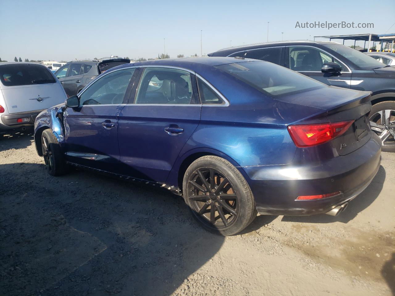 2016 Audi A3 Premium Plus Синий vin: WAUC7GFF8G1008085