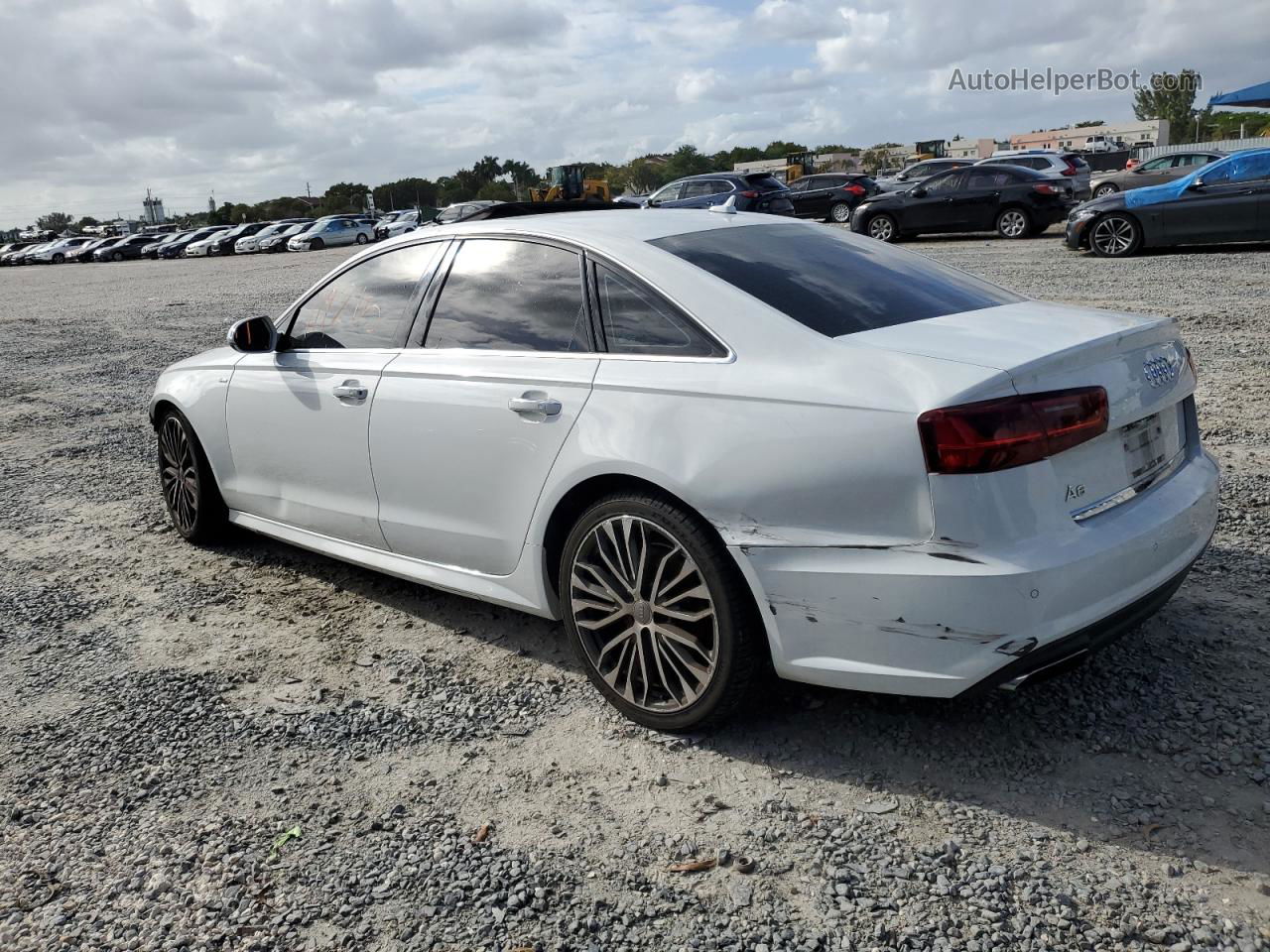 2017 Audi A6 Premium Белый vin: WAUC8AFC7HN029505