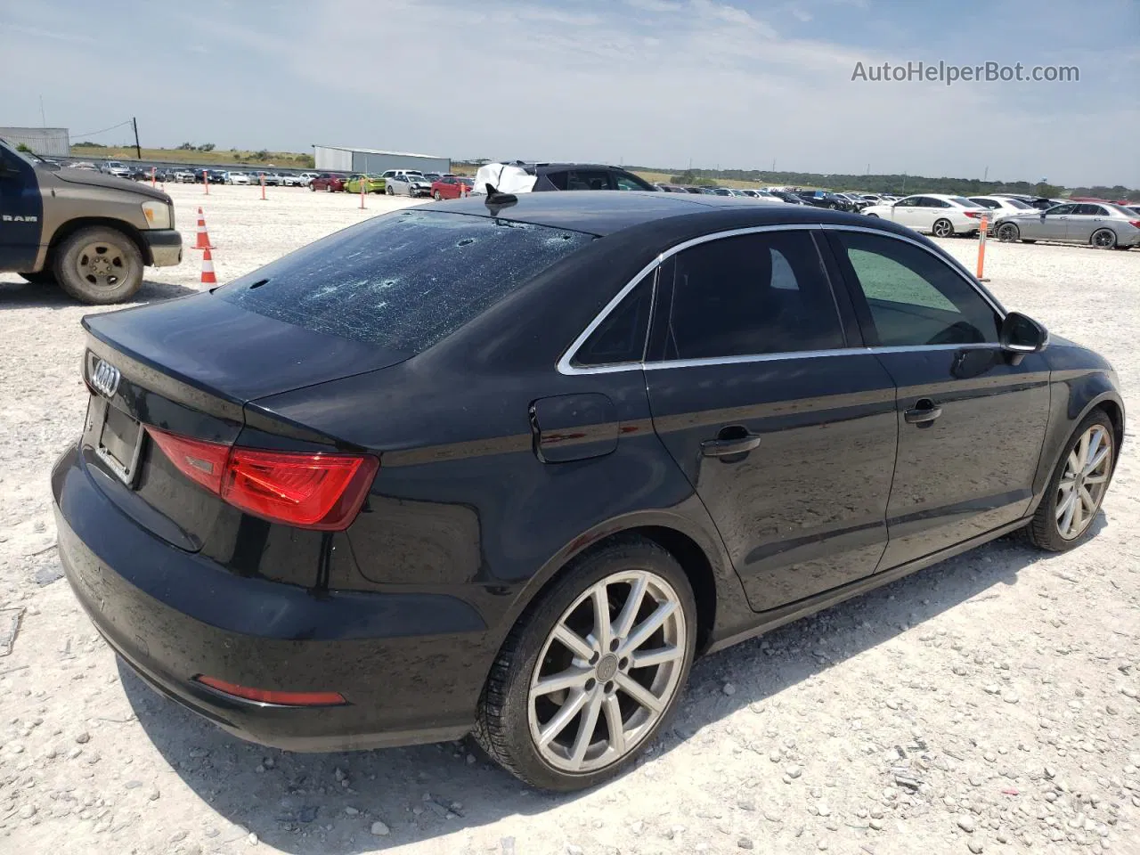 2015 Audi A3 Premium Plus Черный vin: WAUCCGFFXF1101913