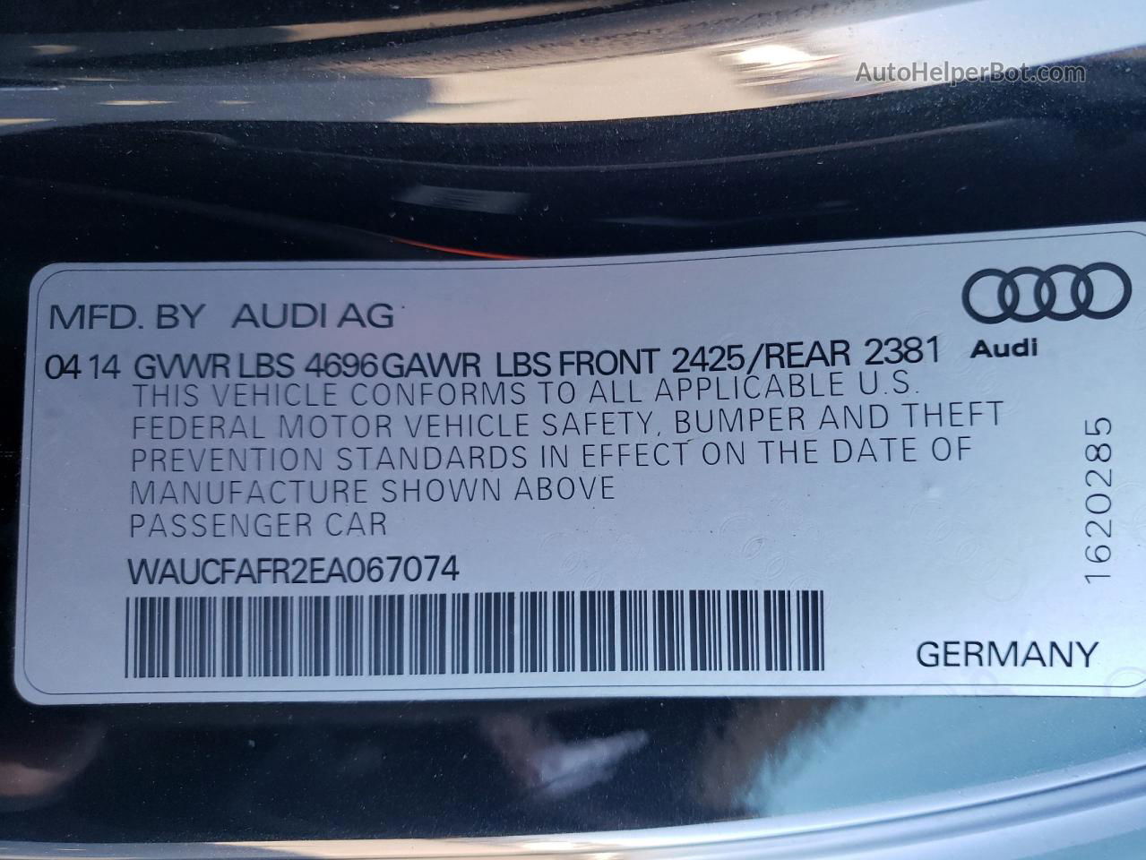 2014 Audi A5 Premium Черный vin: WAUCFAFR2EA067074