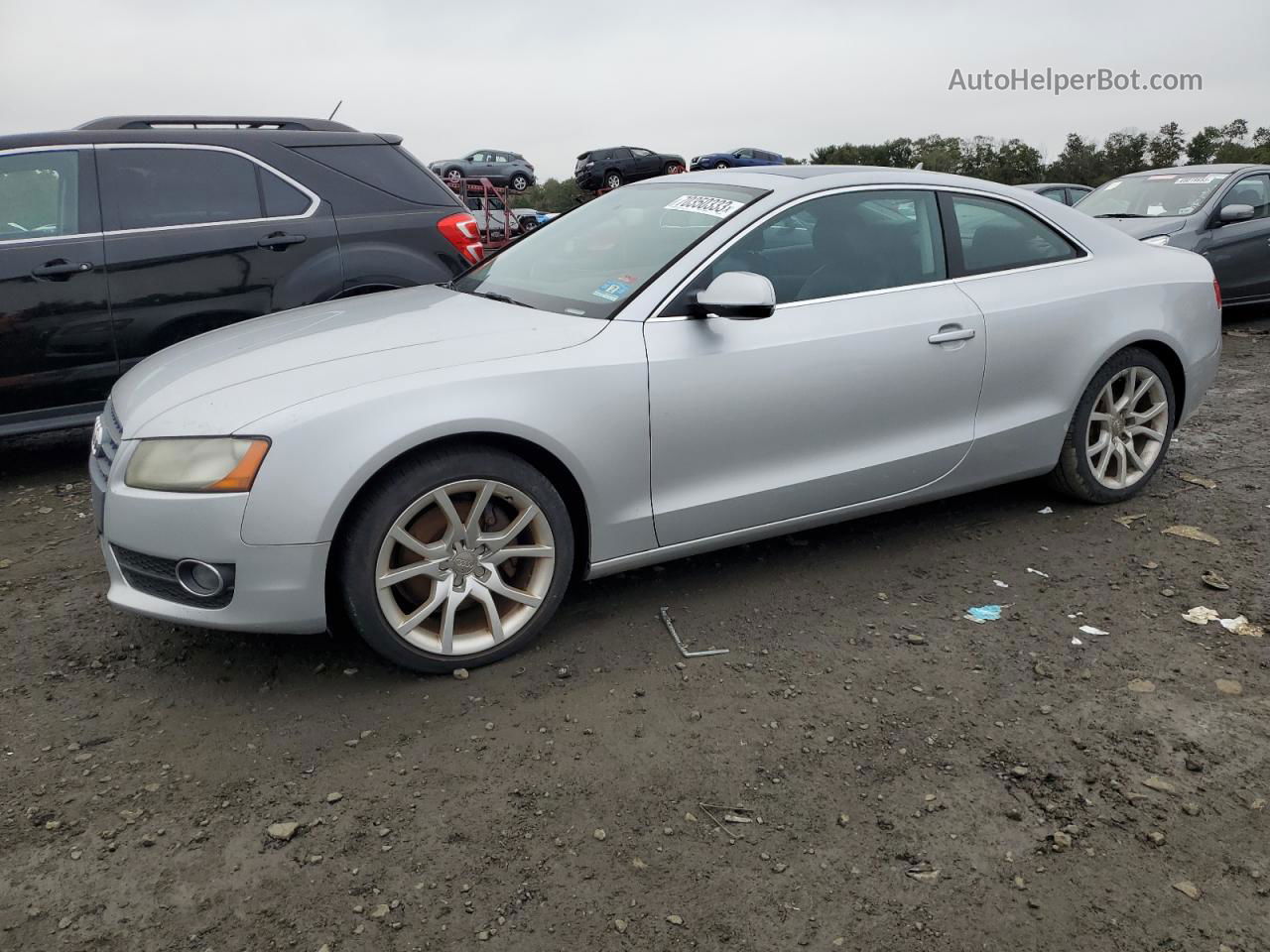 2011 Audi A5 Premium Серебряный vin: WAUCFAFR3BA046567