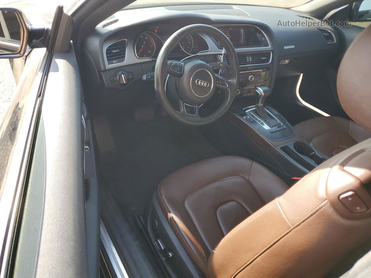 2014 Audi A5 Premium Черный vin: WAUCFAFR3EA010933