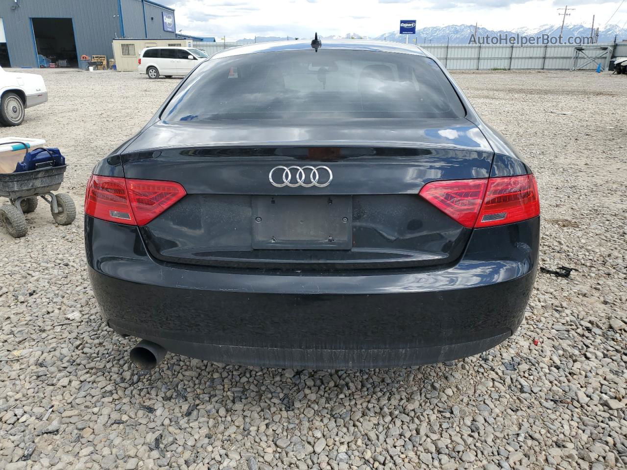 2014 Audi A5 Premium Черный vin: WAUCFAFR3EA025707