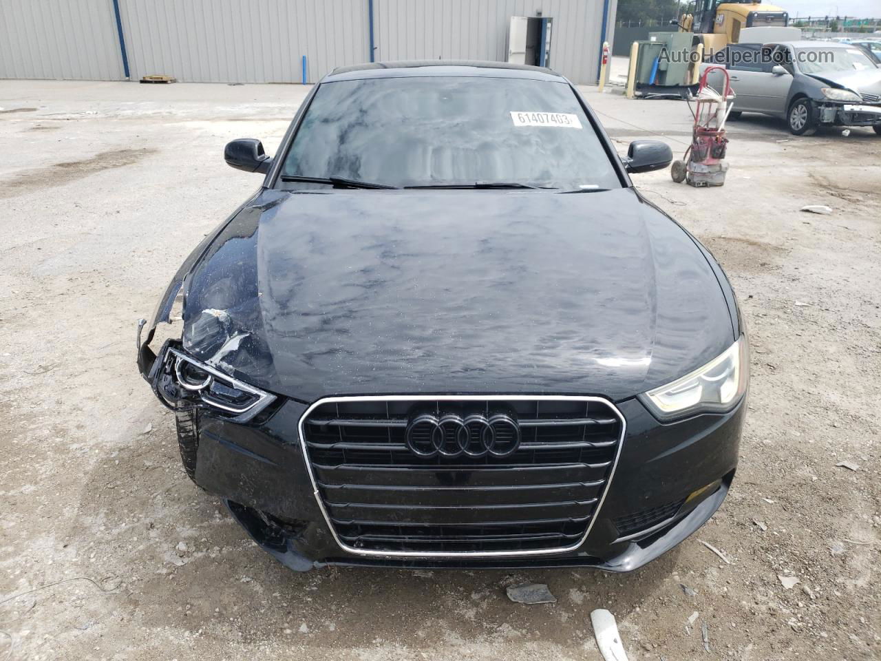 2014 Audi A5 Premium Черный vin: WAUCFAFR4EA067061