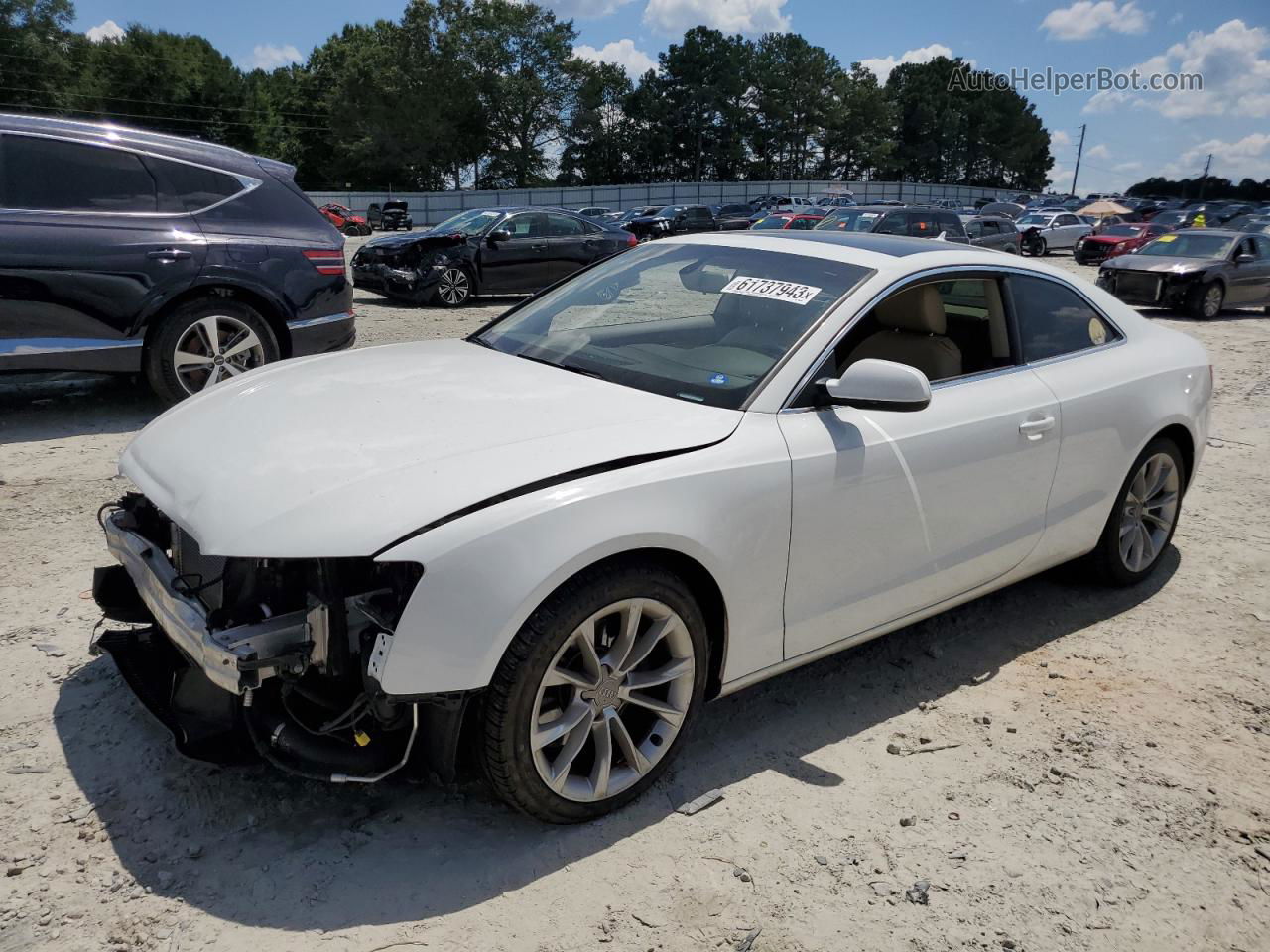 2014 Audi A5 Premium White vin: WAUCFAFR7EA062422