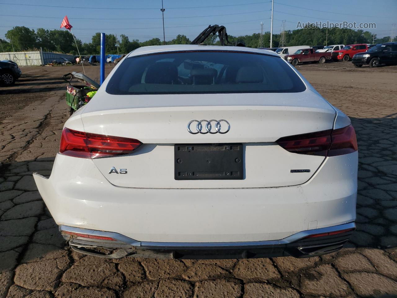 2021 Audi A5 Premium 45 White vin: WAUDACF51MA021729