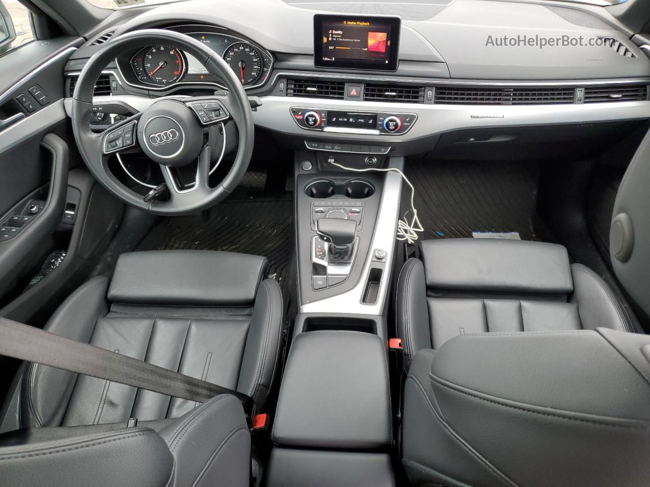 2019 Audi A4 Premium Белый vin: WAUDNAF43KN006221