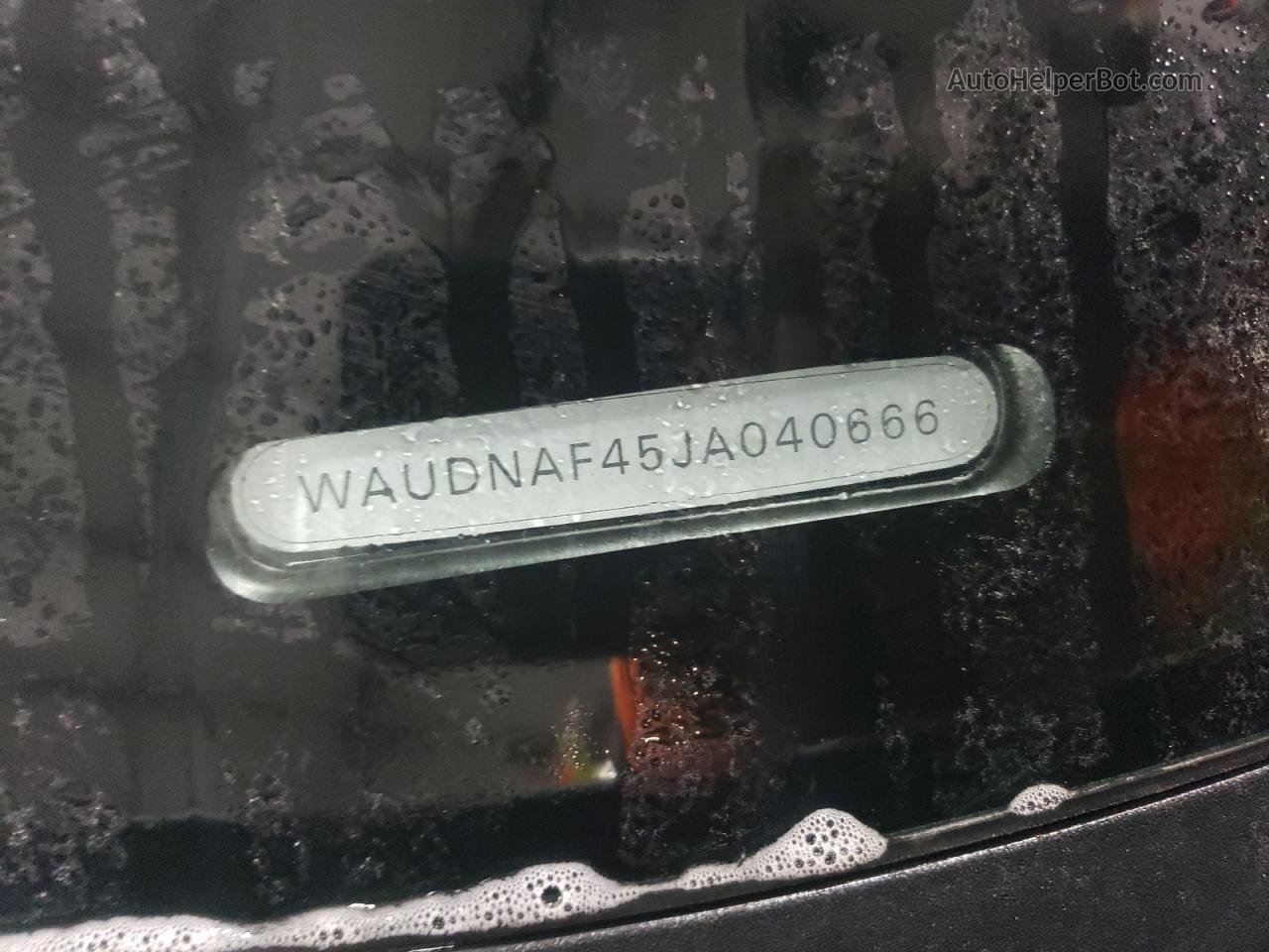 2018 Audi A4 Premium Silver vin: WAUDNAF45JA040666