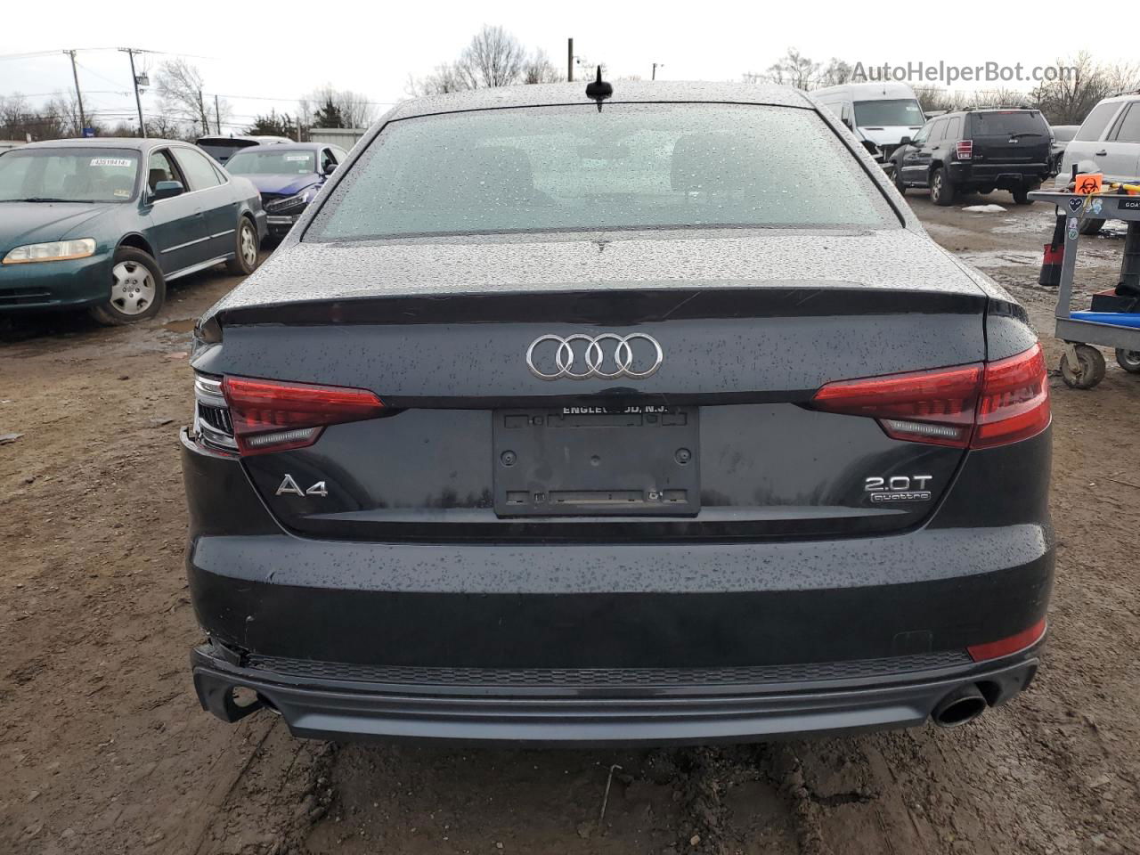 2017 Audi A4 Premium Черный vin: WAUDNAF46HN050285