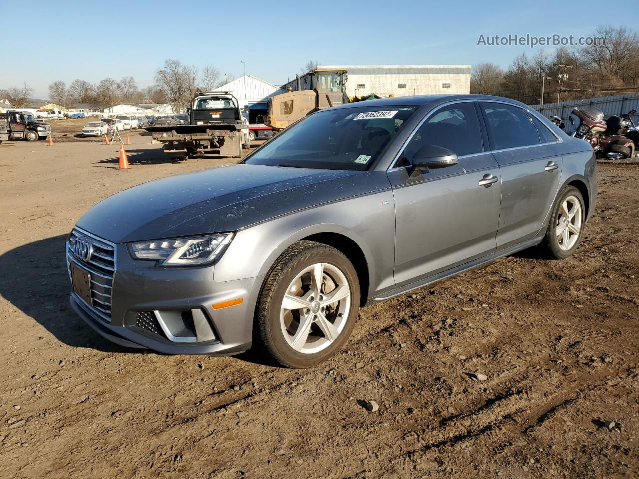 2019 Audi A4 Premium Угольный vin: WAUDNAF46KA030634