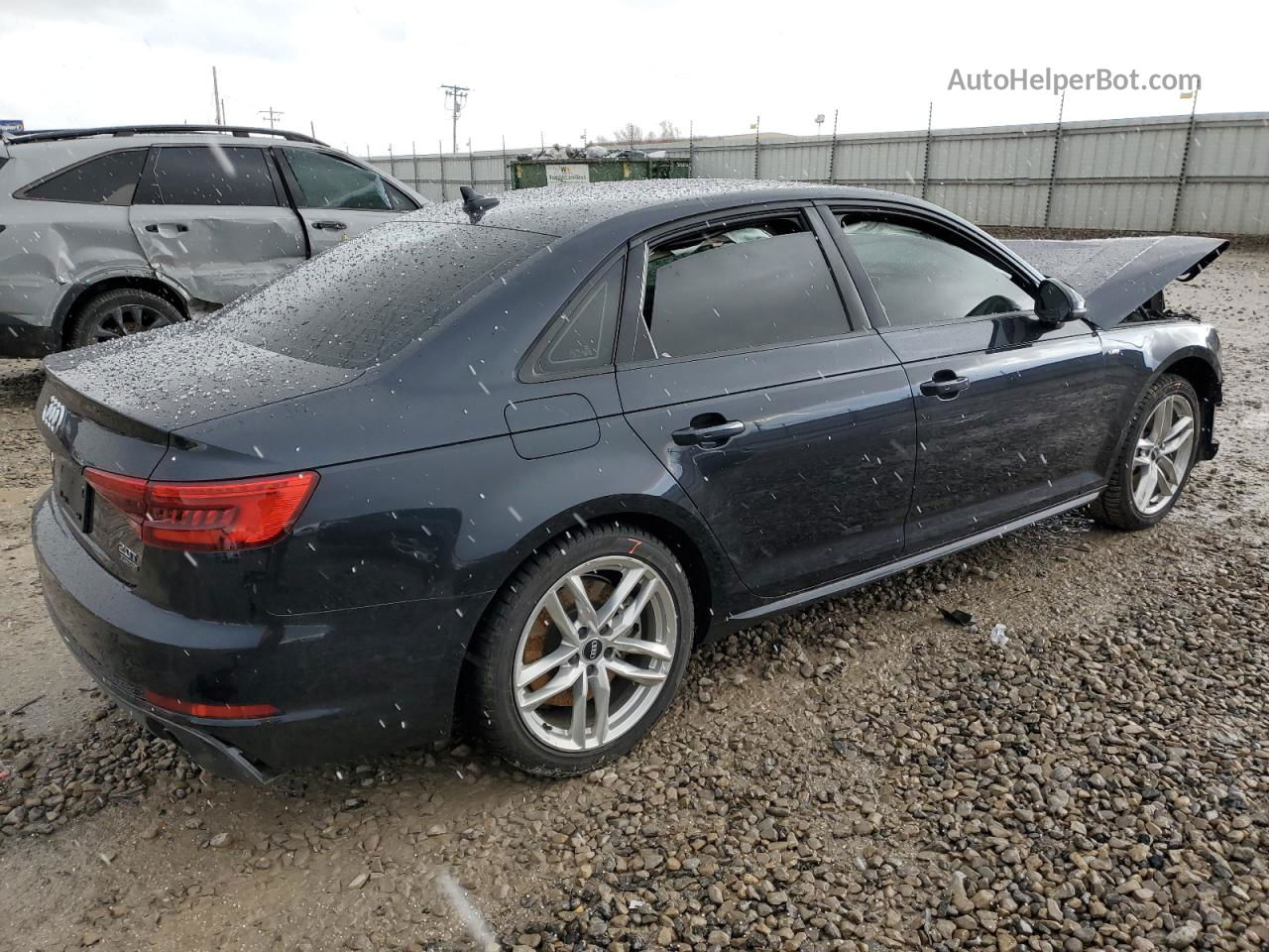 2017 Audi A4 Premium Черный vin: WAUDNAF4XHN041914