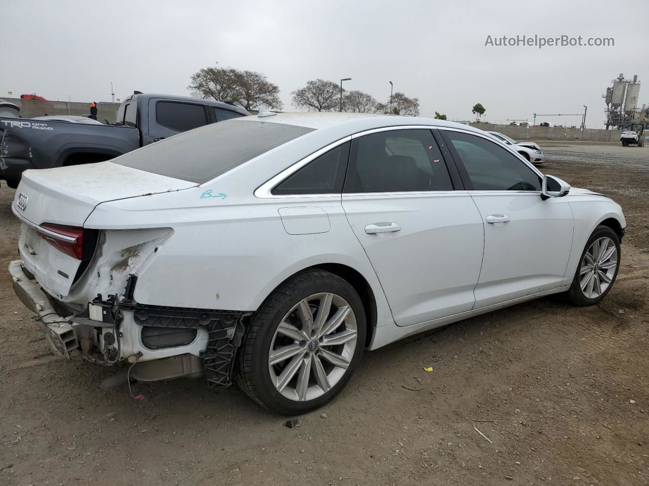 2019 Audi A6 Premium Plus Белый vin: WAUE8AF29KN127880