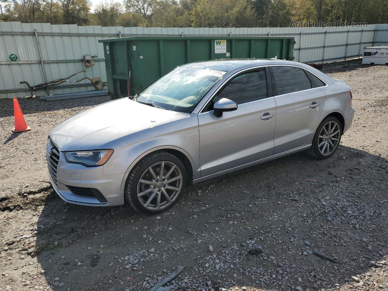 2016 Audi A3 Premium Plus Серебряный vin: WAUE8GFF2G1118152