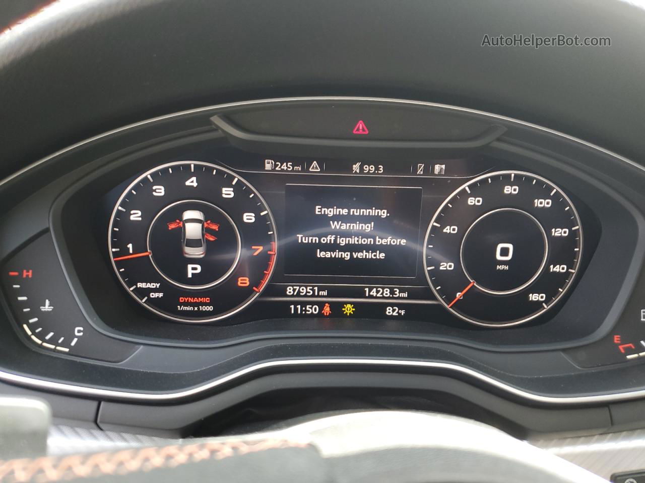 2017 Audi A4 Premium Plus Черный vin: WAUENAF41HN012581