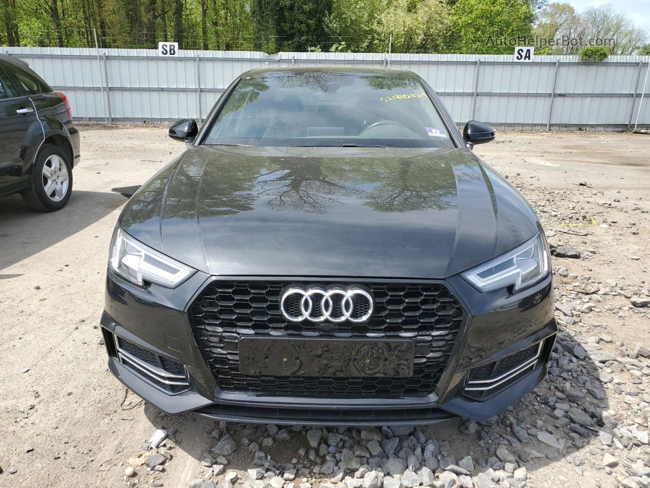 2017 Audi A4 Premium Plus Черный vin: WAUENAF41HN012581