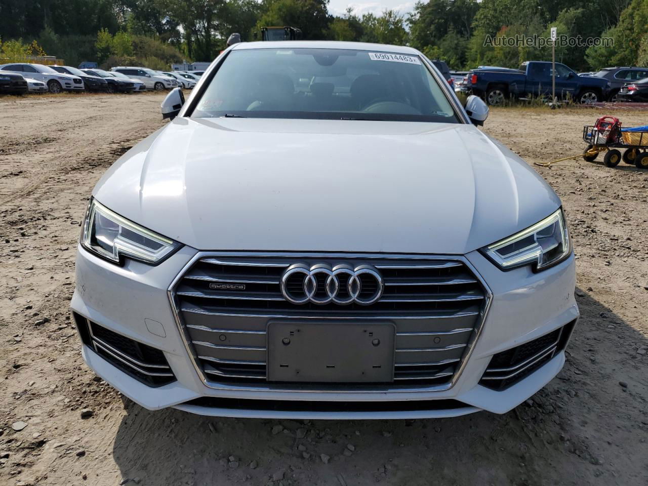 2017 Audi A4 Premium Plus White vin: WAUENAF41HN048352