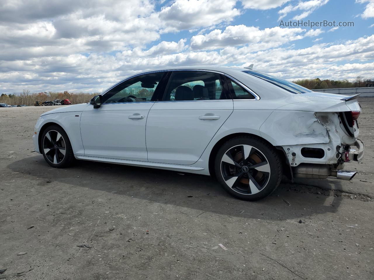 2017 Audi A4 Premium Plus White vin: WAUENAF42HN005431